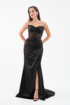 Kadın Siyah Straplez Boncuklu Uzun Saten Abiye Elbise
