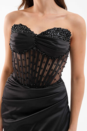 Kadın Siyah Straplez Boncuklu Uzun Saten Abiye Elbise