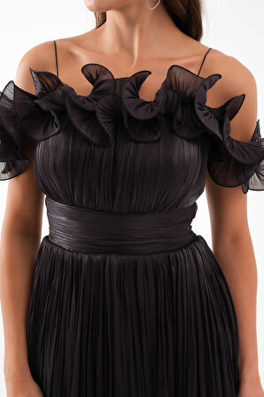 Kadın Siyah Yaka Detay Midi Abiye Elbise