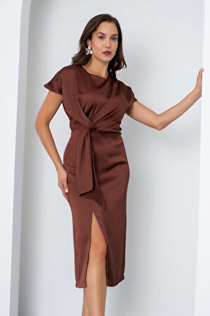 Kadın Kahverengi Yırtmaçlı Midi Saten Elbise