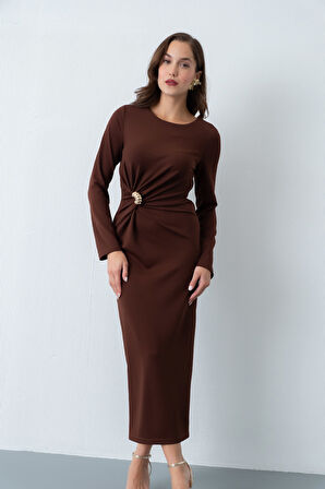 Kadın Kahverengi Aksesuar Detaylı Davet Elbisesi