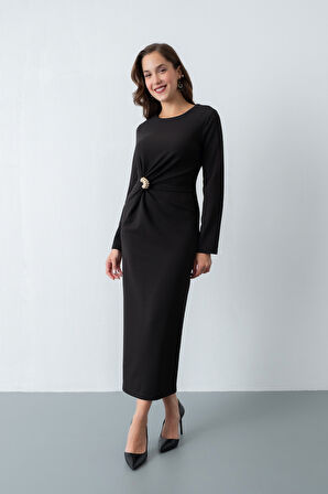 Kadın Siyah Aksesuar Detaylı Davet Elbisesi