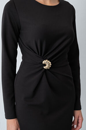 Kadın Siyah Aksesuar Detaylı Davet Elbisesi