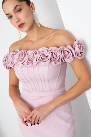 Kadın Pudra Çiçek Detay Yırtmaçlı Uzun Abiye Elbise