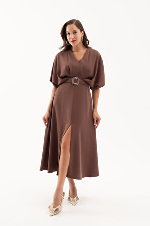 Kadın Kahverengi V Yaka Kemerli Midi Davet Elbisesi