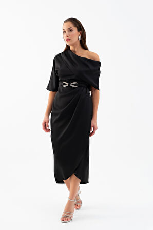 Kadın Siyah Tek Kol Kemerli Midi Elbise