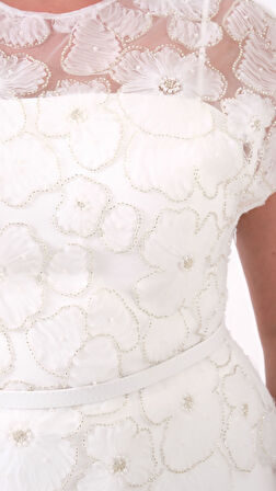 Kadın Beyaz Dantelli Midi Abiye Elbise