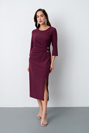 Kadın Mürdüm Bisiklet Yaka Aksesuar Detay Midi Davet Elbisesi