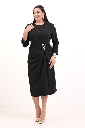 Kadın Siyah Aksesuar Detay Midi Elbise