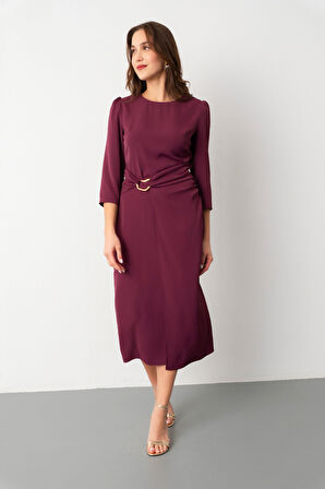 Kadın Mürdüm Bisiklet Yaka Aksesuar Detay Midi Davet Elbisesi