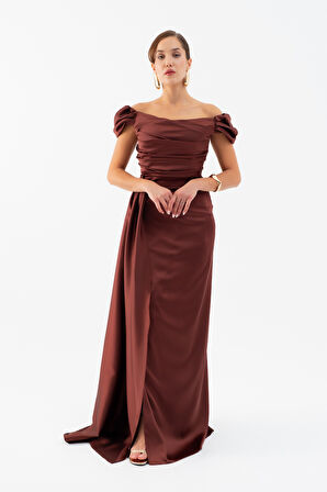 Kadın Kahverengi Kayık Yaka Kuyruklu Uzun Saten Abiye & Mezuniyet Elbisesi