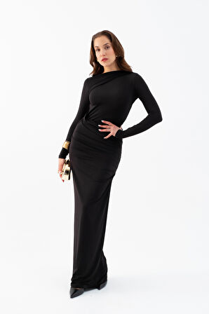 Kadın Siyah Sırt Dekolteli Uzun Örme Elbise