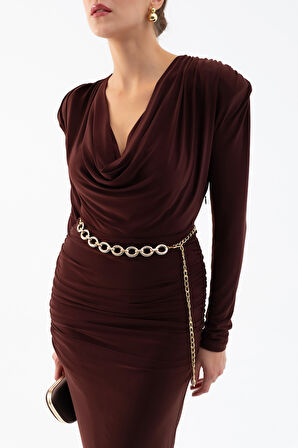 Kadın Kahverengi Degaje Yaka Zincir Kemerli Maxi Elbise