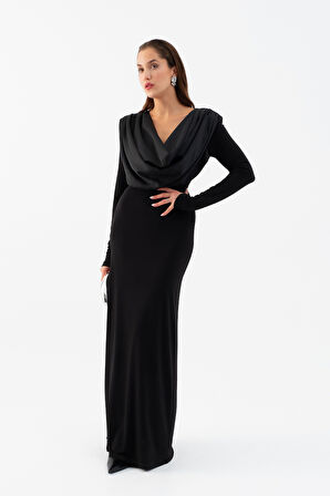 Kadın Siyah Pileli Degaje Yaka Elbise