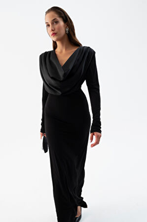 Kadın Siyah Pileli Degaje Yaka Elbise