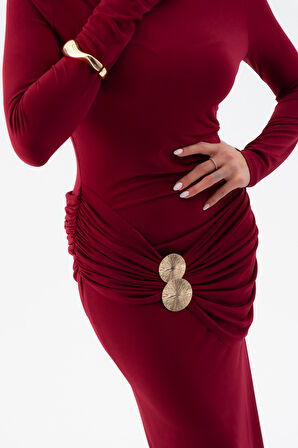 Kadın Bordo Uzun Kol Aksesuar Drapeli Maxi Elbise