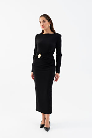 Kadın Siyah Vatkalı Bel Büzgülü Midi Elbise