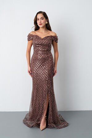 Kadın Kahverengi Madonna Yaka Boncuklu Uzun Balık Abiye Elbise