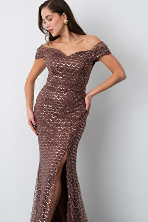 Kadın Kahverengi Madonna Yaka Boncuklu Uzun Balık Abiye Elbise
