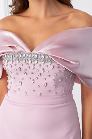 Kadın Pudra Kayık Yaka Göğsü Taşlı Uzun Abiye Elbise