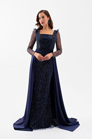 Kadın Lacivert Uzun Kol Taşlı Saten Kuyruk Aksesuarlı Abiye