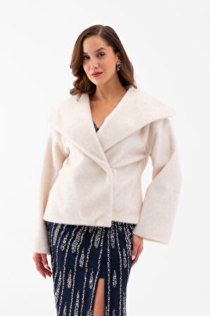 Kadın Ekru Kürk Görünümlü Abiye Ceket