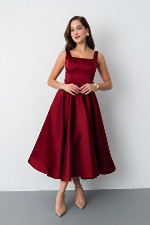 Kadın Bordo Kare Yaka Kemerli Midi Söz Nişan Elbisesi