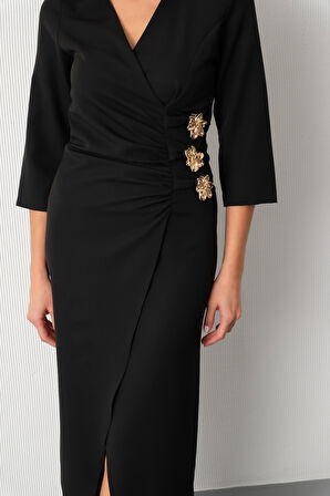 Kadın Siyah Kruvaze Yaka Aksesuar Detay Midi Elbise