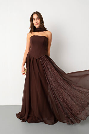 Kadın Kahverengi Straplez Yaka Piliseli Dantel Detay Uzun Abiye Elbise