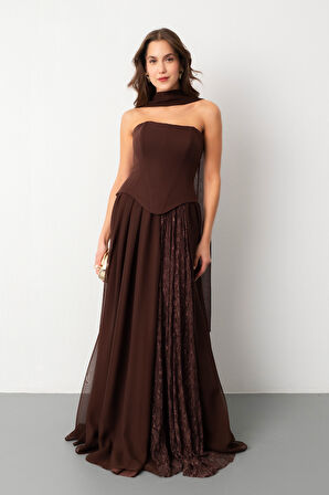 Kadın Kahverengi Straplez Yaka Piliseli Dantel Detay Uzun Abiye Elbise