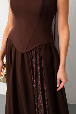 Kadın Kahverengi Straplez Yaka Piliseli Dantel Detay Uzun Abiye Elbise