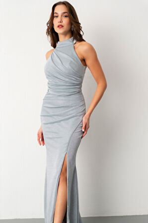 Kadın Mint Yeşili Halter Yaka Yırtmaçlı Simli Uzun Abiye Elbise