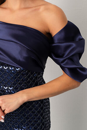 Kadın Lacivert Yaka Detay Boncuklu Uzun Abiye Elbise