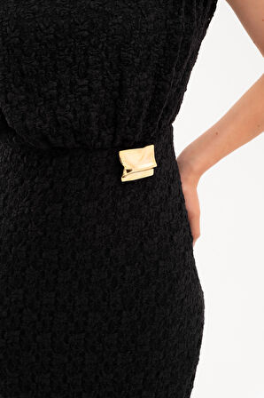 Kadın Siyah Gold Broşlu Dantel Elbise