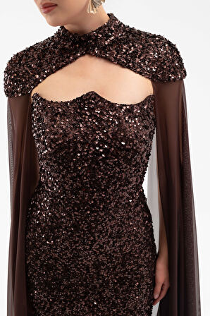 Kadın Kahverengi Tül Pelerinli Straplez Uzun Pullu Abiye Elbise