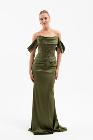 Kadın Haki Kayık Yaka Boncuklu Uzun Saten Abiye Elbise