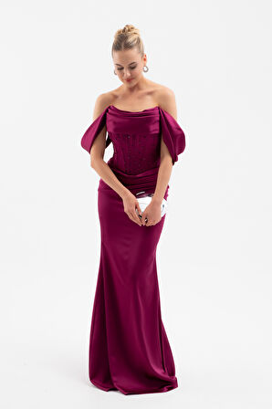 Kadın Mürdüm Kayık Yaka Boncuklu Uzun Saten Abiye Elbise