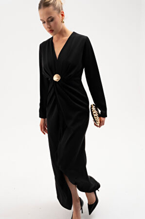 Kadın Siyah İstiridye Aksesuarlı Uzun Kol Elbise