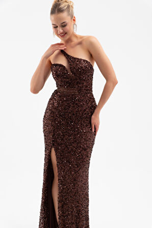 Kadın Kahverengi Bel Transparan Yırtmaçlı Payetli Uzun Abiye Elbise