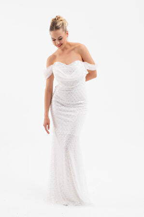 Kadın Beyaz Madonna Yaka Boncuklu Uzun Abiye Elbise