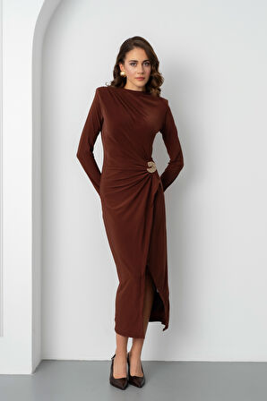 Kadın Kahverengi Aksesuar Detay Midi Elbise