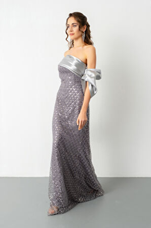 Kadın Gri Yaka Detay Boncuklu Uzun Abiye Elbise