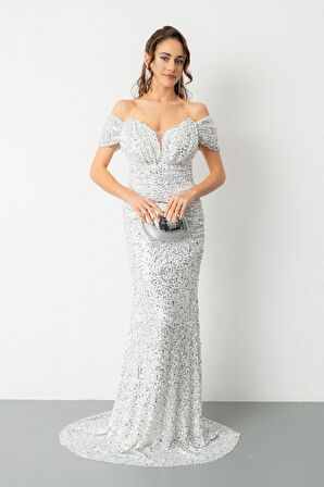 Kadın Gümüş Kayık Yaka Kısa Kol Payetli Uzun Abiye Elbise