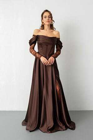 Kadın Kahverengi Dantel Detaylı Uzun Saten Abiye Elbise