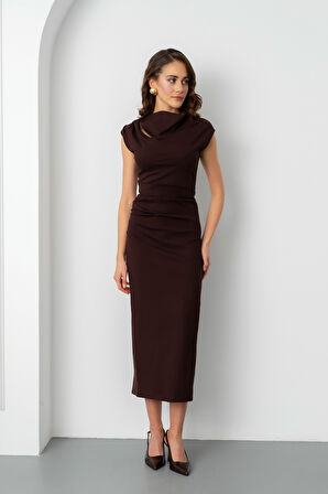 Kadın Kahverengi Yaka Detay Midi Davet Elbisesi
