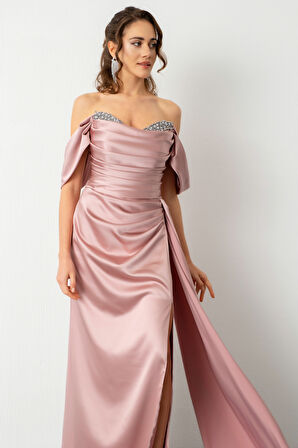 Kadın Pudra Kayık Yaka Yırtmaçlı Uzun Saten Abiye Elbise