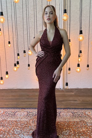 Kadın Bordo Halter Yaka Sırt Dekolteli Uzun Boncuklu Abiye Elbise
