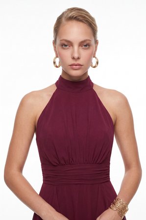 Kadın Bordo Halter Yaka Şifon Uzun Abiye Elbise