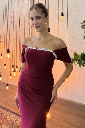 Kadın Bordo Kayık Yaka Taş Detay Uzun Örme Abiye Elbise