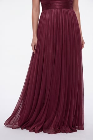 Kadın Bordo Halter Yaka Drapeli Uzun Parlak Kumaş Abiye Elbise